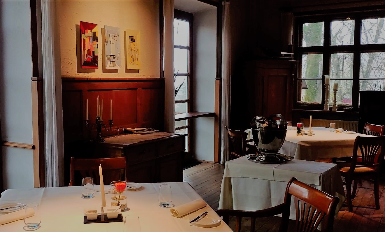 Ausstellungsbilder auf MEyers Keller Restaurant Jockl Kaiser